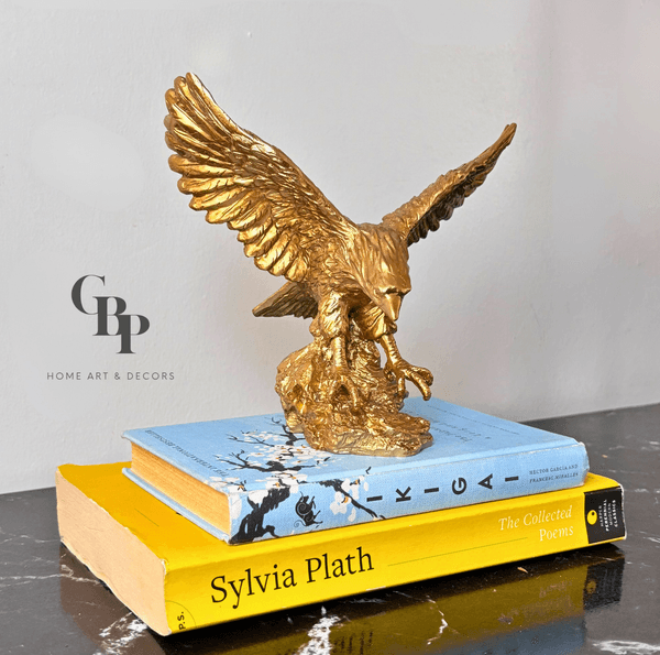 Golden Wild Eagle Tabletop Ornament